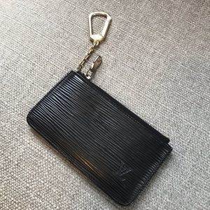 😁SALE 😁 Louis Vuitton Epi Leather Cles Key Pouch